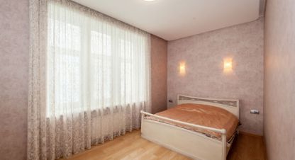 Купить квартиру 4-х комнатную, 81 кв. м., Россия, г. Симферополь . Фотография №10