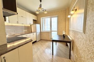 Продам квартиру 1 комнатную с общей площадью 32.6м2, 12/16 эт., на улице Станке Димитрова пр-кт, Советский район, г. Брянск, Брянская обл., Россия, агентство Интернет-партнер