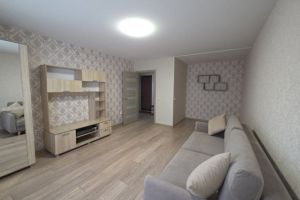 Продам квартиру 1 комнатную с общей площадью 36.1м2, 1/9 эт., на улице Яна Крастыня, г. Йошкар-Ола, Марий Эл респ., Россия, агентство Интернет-партнер