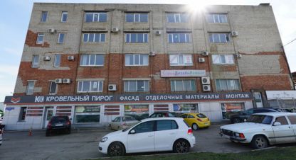 Продам офисное помещение с общей площадью 407м2, на улице Старомарьевское, Октябрьский район, г. Ставрополь, Ставропольский край, Россия, агентство Интернет-партнер. Фотография №1