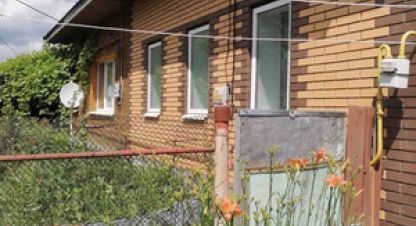 Продам дом 3-х комнатный с общей площадью 123.1м2, на улице Ломоносова ул, г. Алексин, Тульская обл., Россия, агентство Интернет-партнер. Фотография №1