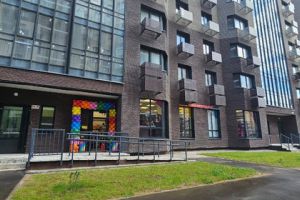 Продам торговое помещение с общей площадью 141.7м2, на улице 3 (восточный) мкр, г. Звенигород, Московская обл., Россия, агентство Интернет-партнер