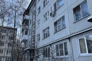 Продам квартиру 2-х комнатную с общей площадью 50м2, 2/5 эт., на улице Псковская ул, г. Великий Новгород, Новгородская обл., Россия, агентство Интернет-партнер
