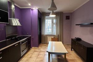 Продам квартиру 4-х комнатную с общей площадью 120м2, 2/10 эт., на улице Академика завойского ул, Советский район, г. Казань, Татарстан респ., Россия, агентство Интернет-партнер