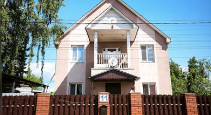 Продам дом 6-ти комнатный с общей площадью 250м2, на улице Ровная ул, Куйбышевский район район, г. Самара, Самарская обл., Россия, агентство Интернет-партнер. Фотография №1