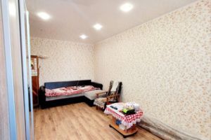 Продам квартиру 1 комнатную с общей площадью 33.3м2, 8/10 эт., на улице Академика сахарова ул, Советский район, г. Казань, Татарстан респ., Россия, агентство Интернет-партнер