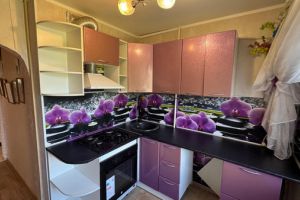 Продам квартиру 2-х комнатную с общей площадью 44.3м2, 3/5 эт., на улице Энергетиков ул, Ленинский район район, г. Челябинск, Челябинская обл., Россия, агентство Интернет-партнер