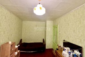 Сдам квартиру 1 комнатную с общей площадью 34м2, 3/5 эт., на улице Комсомольская ул, г. Крымское, Крым авт. респ., Россия, агентство Интернет-партнер
