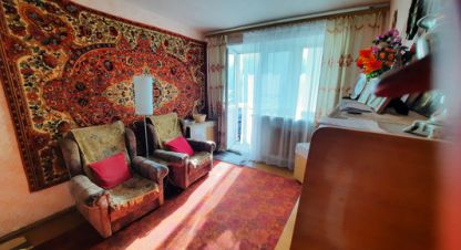 Продам квартиру 2-х комнатную с общей площадью 44м2, 2/5 эт., на улице Вересаева ул, г. Алексин, Тульская обл., Россия, агентство Интернет-партнер. Фотография №1
