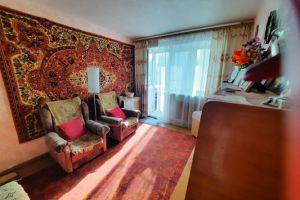 Продам квартиру 2-х комнатную с общей площадью 44м2, 2/5 эт., на улице Вересаева ул, г. Алексин, Тульская обл., Россия, агентство Интернет-партнер