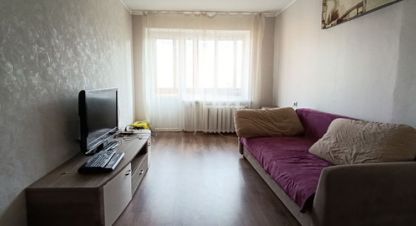 Продам квартиру 1 комнатную с общей площадью 30.5м2, 5/5 эт., на улице Коммунистическая, Московский район, г. Калининград, Калининградская обл., Россия, агентство Интернет-партнер. Фотография №1