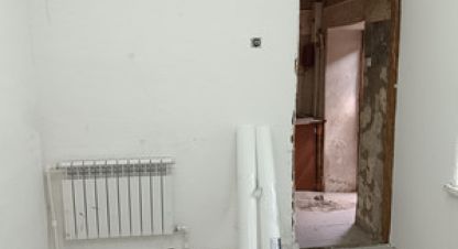 Продам квартиру 2-х комнатную с общей площадью 26.9м2, 1/1 эт., на улице Нижнегоспитальная ул, Центральный район, г. Симферополь , Крым авт. респ., Россия, агентство Интернет-партнер. Фотография №1