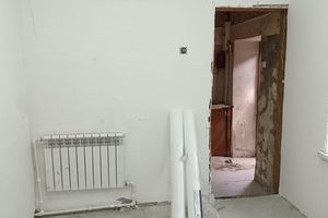 Продам квартиру 2-х комнатную с общей площадью 26.9м2, 1/1 эт., на улице Нижнегоспитальная ул, Центральный район, г. Симферополь , Крым авт. респ., Россия, агентство Интернет-партнер