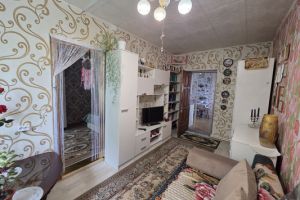 Продам квартиру 2-х комнатную с общей площадью 33.6м2, 5/5 эт., на улице Красноармейская, г. Йошкар-Ола, Марий Эл респ., Россия, агентство Интернет-партнер