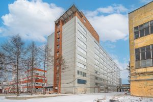 Сдам производственно-складское помещение с общей площадью 500м2, на улице Фронтовых Бригад, Эльмаш район, г. Екатеринбург, Свердловская обл., Россия, агентство Интернет-партнер