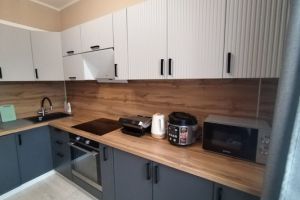 Продам квартиру 2-х комнатную с общей площадью 52.39м2, 1/9 эт., на улице Тельмана ул, Ленинский район, г. Иркутск, Иркутская обл., Россия, агентство Интернет-партнер