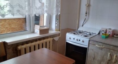 Сдам квартиру 1 комнатную с общей площадью 35м2, 4/5 эт., на улице Строителей ул, г. Йошкар-Ола, Марий Эл респ., Россия, агентство Интернет-партнер. Фотография №1
