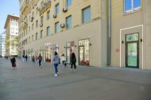 Продам торговое помещение с общей площадью 49.9м2, на улице Земляной вал ул, Басманный (ЦАО) район, г. Москва, Москва, Россия, агентство Интернет-партнер