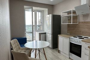 Сдам квартиру 1 комнатную с общей площадью 34.7м2, 8/9 эт., на улице Гагарина, г. Осиново, Татарстан респ., Россия, агентство Интернет-партнер