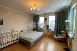 Продам квартиру 1 комнатную с общей площадью 38.4м2, 10/14 эт., на улице Лётчика полагушина ул, г. Зеленоград г., Москва, Россия, агентство Интернет-партнер