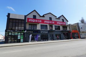 Продам торговое помещение с общей площадью 704м2, на улице Октябрьская, Октябрьский район, г. Ставрополь, Ставропольский край, Россия, агентство Интернет-партнер