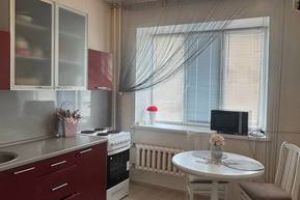 Сдам квартиру 1 комнатную с общей площадью 30м2, 3/9 эт., на улице Ворошилова ул, Автозаводский район, г. Тольятти, Самарская обл., Россия, агентство Интернет-партнер