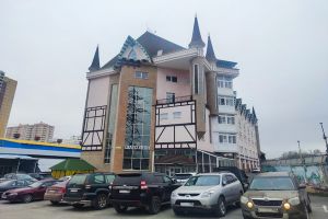Сдам офисное помещение с общей площадью 94.5м2, на улице Вилонова, Пионерский район, г. Екатеринбург, Свердловская обл., Россия, агентство Интернет-партнер