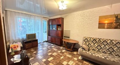 Продам квартиру 1 комнатную с общей площадью 30.8м2, 3/5 эт., на улице Розы люксембур ул, Ленинский район, г. Иркутск, Иркутская обл., Россия, агентство Интернет-партнер. Фотография №1