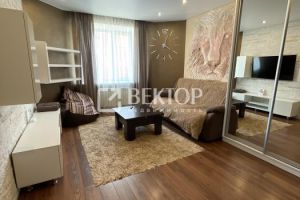 Продам квартиру 1 комнатную с общей площадью 37.5м2, 3/4 эт., на улице Свердлова, г. Кострома, Костромская обл., Россия, агентство Вектор