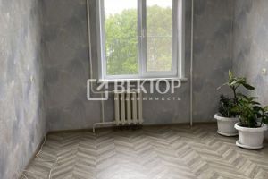 Продам квартиру 2-х комнатную с общей площадью 52м2, 4/5 эт., на улице Студенческий проезд, г. Кострома, Костромская обл., Россия, агентство Вектор