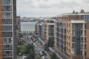 Продам квартиру 3-х комнатную с общей площадью 80м2, 9/10 эт., на улице Чистопольская, г. Казань, Татарстан респ., Россия, агентство Арслан