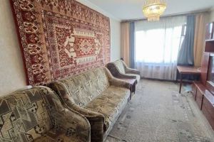 Продам квартиру 3-х комнатную с общей площадью 67м2, 9/9 эт., на улице Грушевського, г. Чернигов , Черниговская обл., Украина, агентство Aspo.biz