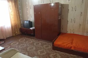 Сдам квартиру 1 комнатную с общей площадью 31м2, 4/5 эт., на улице Грушевского, г. Каменское , Днепропетровская обл., Украина, агентство Aspo.biz