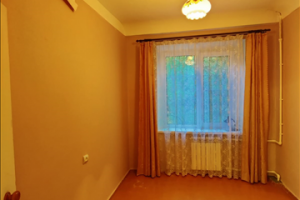 Продам квартиру 3-х комнатную с общей площадью 57м2, 1/5 эт., на улице 2-я Краснодарская, г. Ростов-на-Дону, Ростовская обл., Россия, агентство RSonline