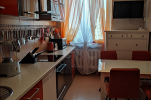 Продам квартиру 3-х комнатную с общей площадью 72м2, 14/17 эт., на улице Малиновского, г. Ростов-на-Дону, Ростовская обл., Россия, агентство RSonline