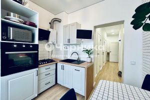 Продам квартиру 2-х комнатную с общей площадью 52м2, 5/5 эт., на улице Карла маркса пр-кт, г. Каменск-Шахтинский, Ростовская обл., Россия, агентство АН Черника