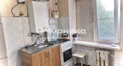 Купить квартиру 2-х комнатную, 47 кв. м., Россия, г. Шахты. Фотография №10