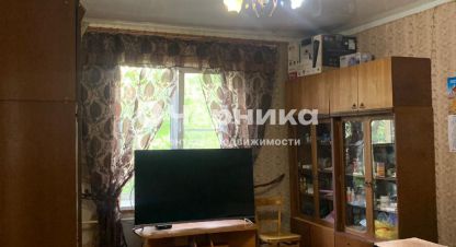 Продам квартиру 3-х комнатную с общей площадью 57м2, 1/2 эт., на улице Ученическая, г. Каменск-Шахтинский, Ростовская обл., Россия, агентство АН Черника. Фотография №1