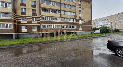 Продам квартиру 2-х комнатную с общей площадью 67.5м2, 5/5 эт., на улице Студенческий проезд, Заволжский район, г. Кострома, Костромская обл., Россия, агентство Дюна. Фотография №1