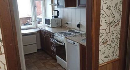 Сдам квартиру 1 комнатную с общей площадью 37м2, 13/14 эт., на улице Коммунальная, Кировский район, г. Красноярск, Красноярский край, Россия, агентство АБАКАРИ-Недвижимость. Фотография №1