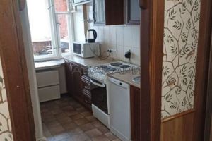 Сдам квартиру 1 комнатную с общей площадью 37м2, 13/14 эт., на улице Коммунальная, Кировский район, г. Красноярск, Красноярский край, Россия, агентство АБАКАРИ-Недвижимость