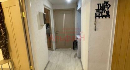 Продам квартиру 2-х комнатную с общей площадью 33м2, 4/8 эт., на улице Баррикадная, г. Ессентуки, Ставропольский край, Россия, агентство Альфа-Н. Фотография №1