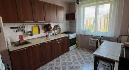 Продам квартиру 3-х комнатную с общей площадью 70.1м2, 9/9 эт., на улице Октябрьский пр-кт, г. Подольск, Московская обл., Россия, агентство Интернет-партнер. Фотография №1