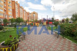 Продам квартиру 2-х комнатную с общей площадью 43.4м2, 1/9 эт., на улице Елены стасовой, Октябрьский район, г. Красноярск, Красноярский край, Россия, агентство Интернет-партнер
