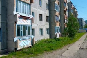 Продам квартиру 1 комнатную с общей площадью 38.2м2, 2/2 эт., на улице 70 лет октября, г. Пок хани, Саха (Якутия) респ., Россия, агентство JCat