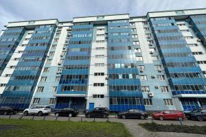 Продам квартиру 1 комнатную с общей площадью 39.6м2, 1/10 эт., на улице Амирхана Еники, Вахитовский район, г. Казань, Татарстан респ., Россия, агентство JCat