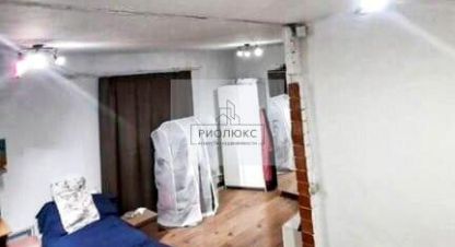 Продам квартиру 1 комнатную с общей площадью 30м2, 1/5 эт., на улице Либкнехта, г. Челябинск, Челябинская обл., Россия, агентство РиоЛюкс. Фотография №1