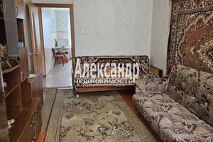 Продам квартиру 2-х комнатную с общей площадью 47.8м2, 5/5 эт., на улице Трубачева, г. Лахденпохья, Карелия респ., Россия, агентство Интернет-партнер