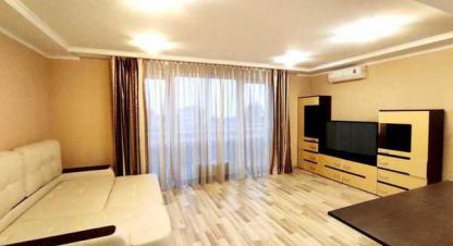 Продам квартиру с общей площадью 57м2, 3/10 эт., на улице Кирпичная (адлерский) ул, Адлерский район, г. Сочи, Краснодарский край, Россия, агентство Интернет-партнер. Фотография №1