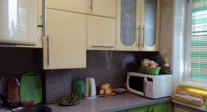 Продам квартиру 2-х комнатную с общей площадью 42.6м2, 5/5 эт., на улице Мечникова ул, Московский район, г. Нижний Новгород, Нижегородская обл., Россия, агентство Интернет-партнер. Фотография №1